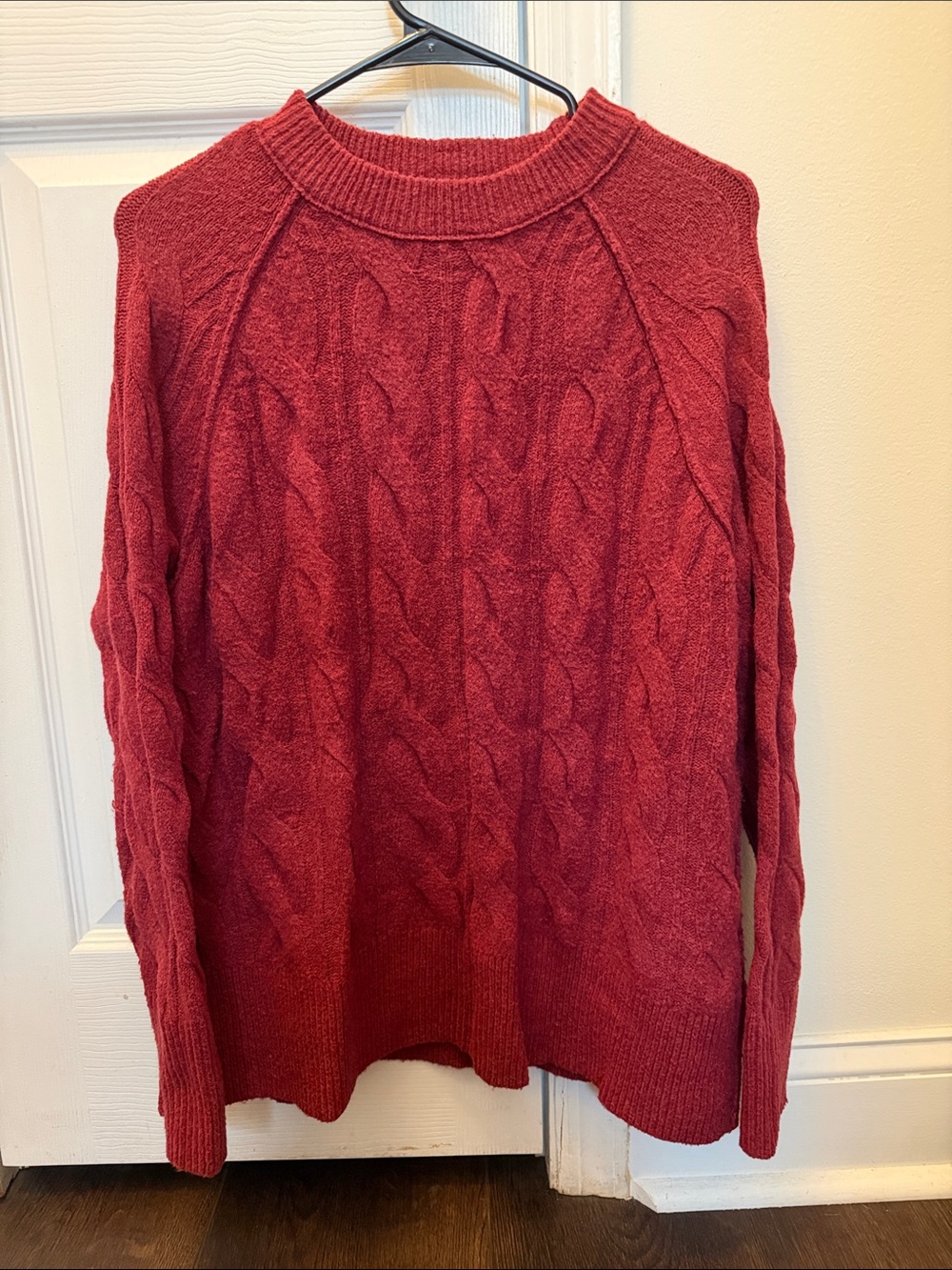 Aerie oversized Cable-Knit Crewneck Sweater - Red